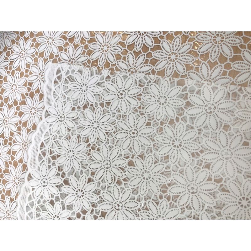 CERATA koronkowa OBRUS KORONKA na wymiar BIAŁE KWIATKI
