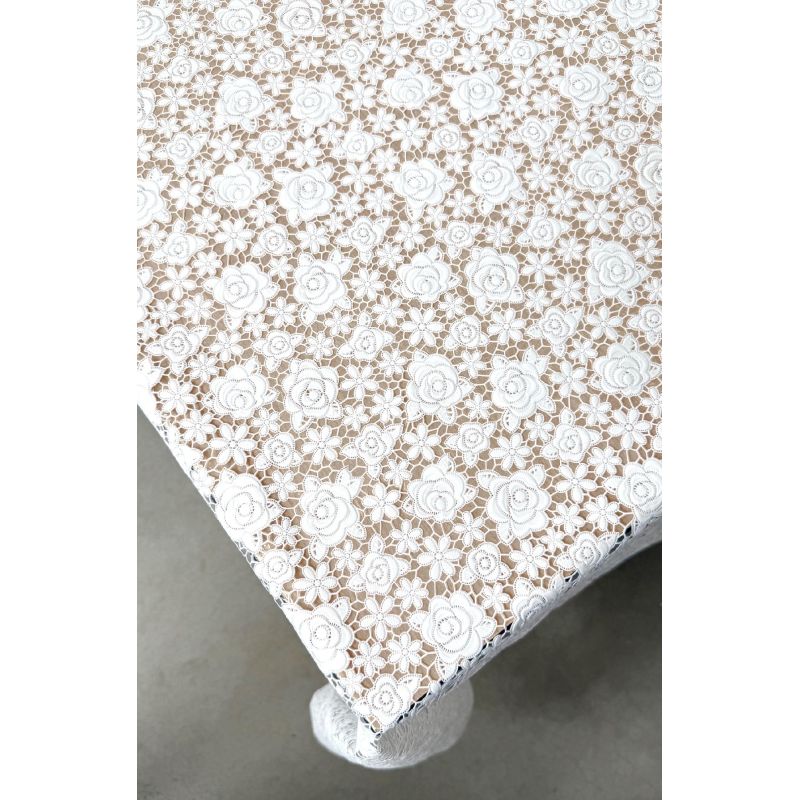 Cerata KORONKA BIAŁA DROBNE RÓŻYCZKI PCV Z PODBITKĄ 137 CM