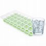 Forma do 32 kostek lodu z silikonowym elastycznym dnem 32,5x18 cm zielona